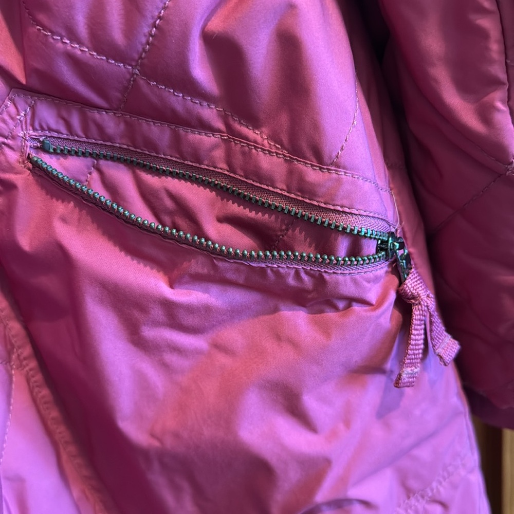 Title Nine Women's Berry Quilted Jacket Size M, EUC - Picture 4 of 9